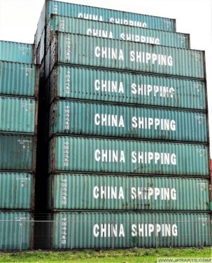 China-Shipping-Containers.jpg