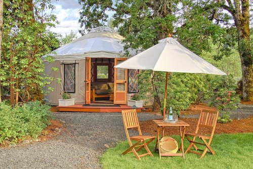 20-Pacific-Yurt-Exterior.thumb.jpg.ed9e3ddde357d1cb25737d5c01eea12c.jpg